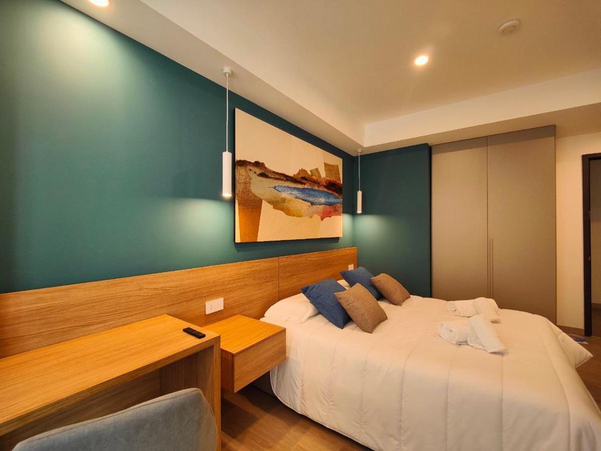 Carducci Art Guest house *